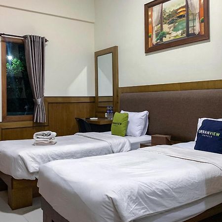 Urbanview Alfiya Hotel Lampung Bandar Lampung Exterior foto